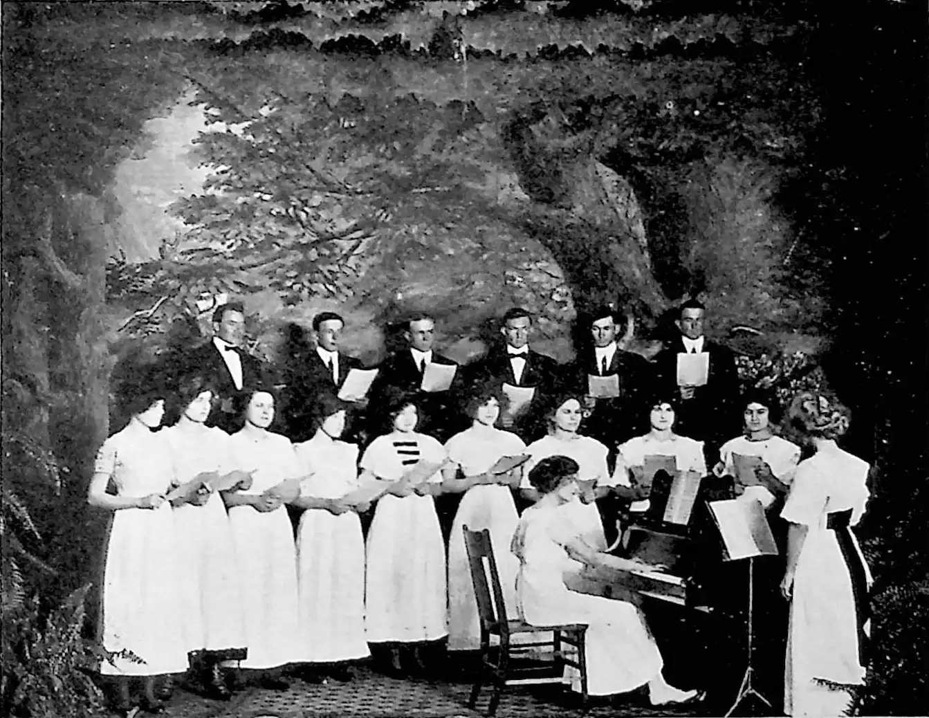 Chorus 1913