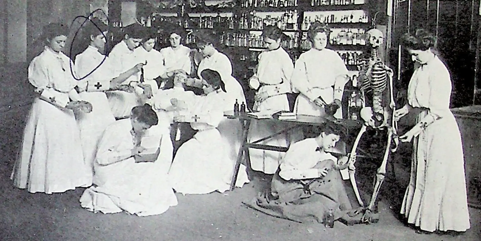 Doctors Daughters' Club 1908